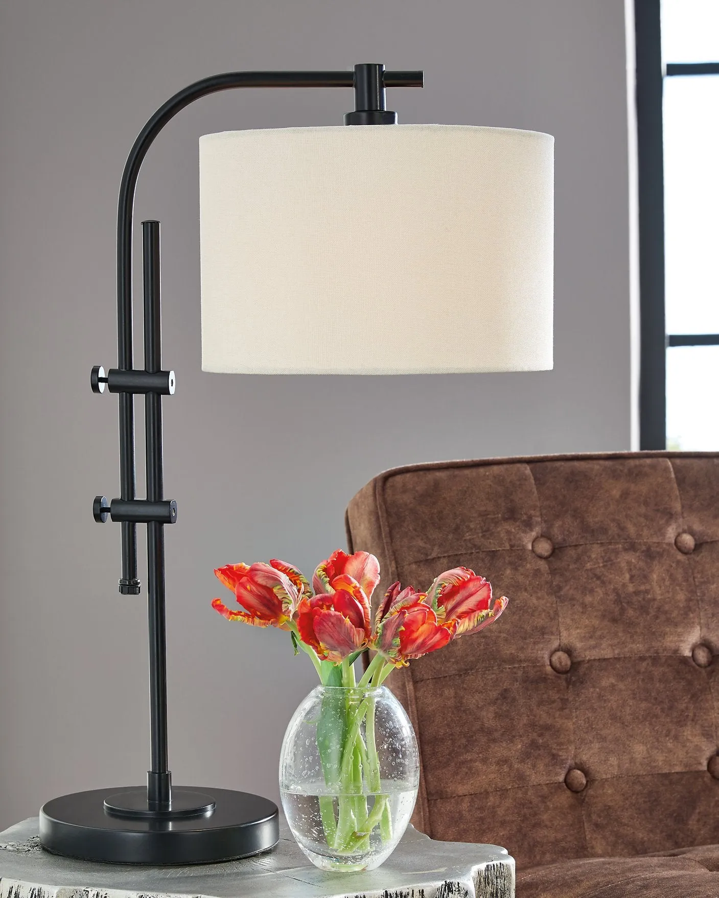 Baronvale 2-Piece Lamp Set