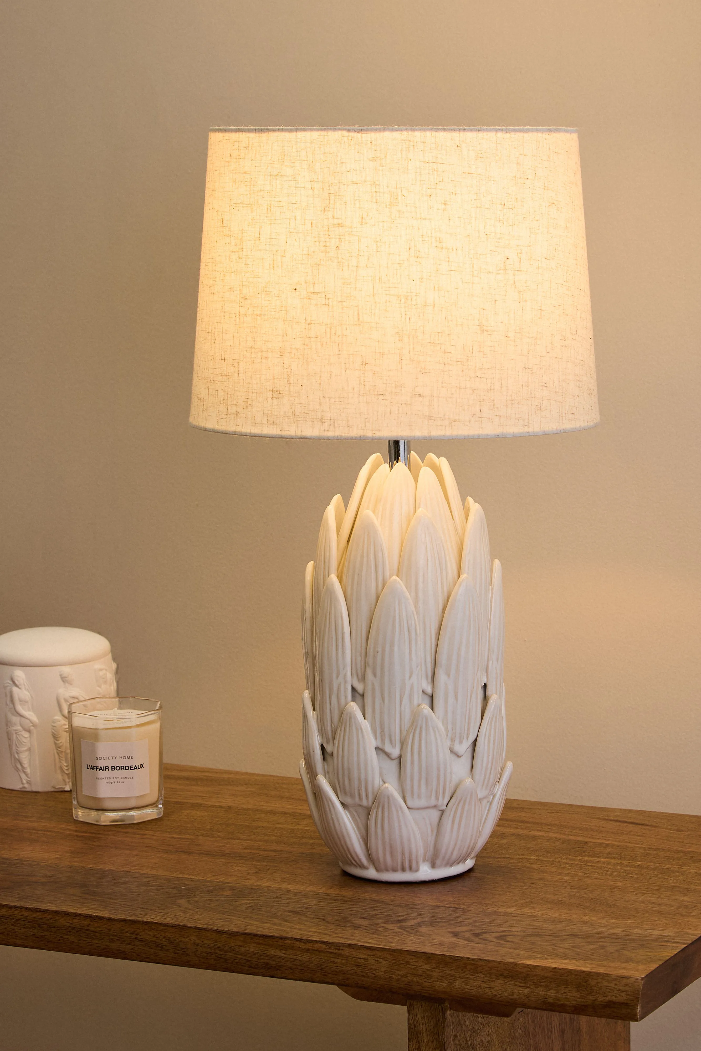 Lotus Ceramic Table Lamp - White