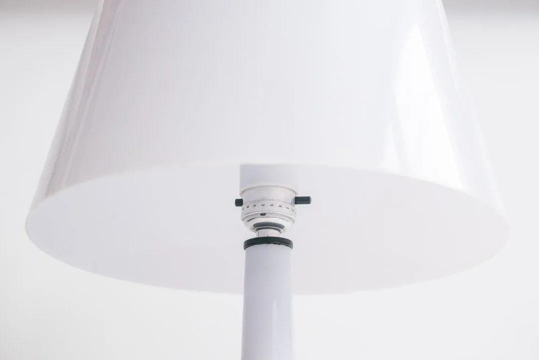 MC Modern Lamp