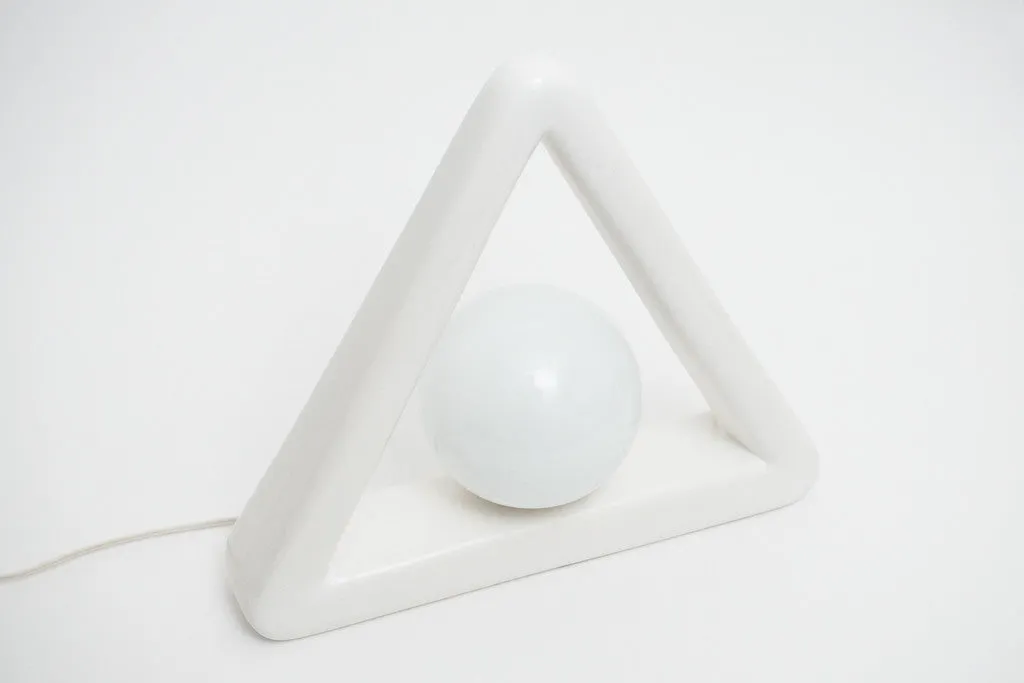 Mod Triangle Lamp