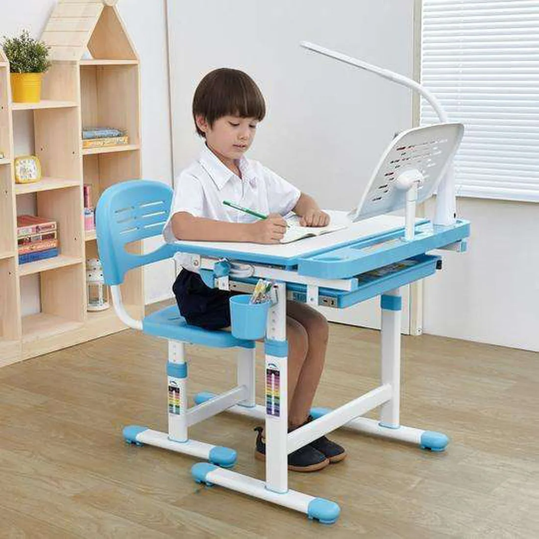 Mount-It! Kids' Desk and Chair Set with Lamp and Book Holder,MI-10211/10212/10213