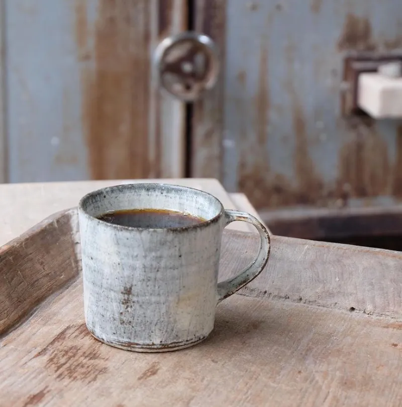 Scratch Design Mug by Takahiro Manome