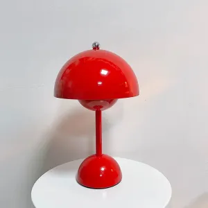 Table Lamp Nordic Simple Creative LED Study Desk Lamps Bud Decor Night Lamps Macaron Mushroom Light Metal Bedroom Bedside Home